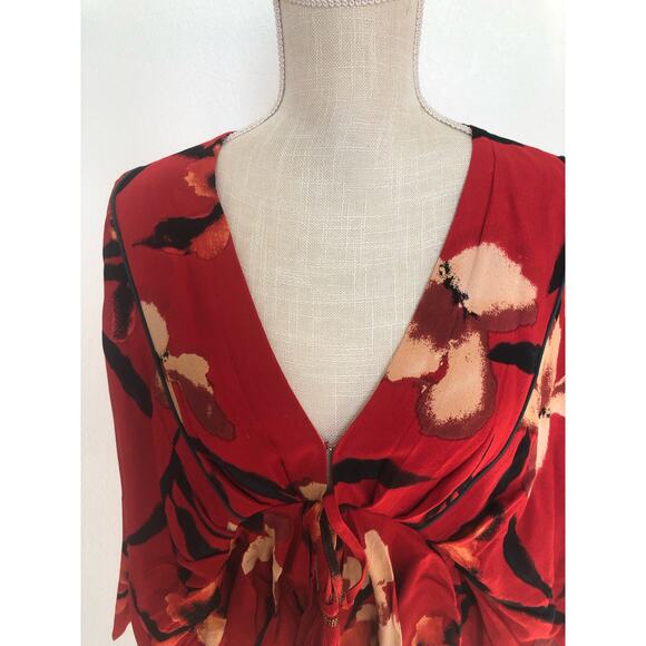 Band of the Free Red Floral Batwing Top - S - Picture 3 of 7